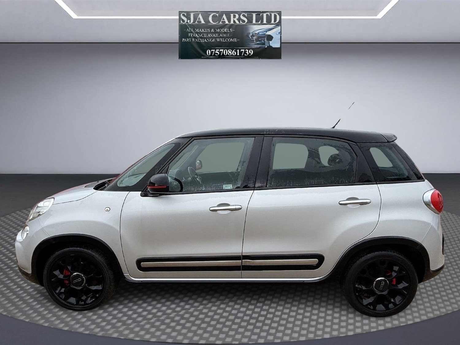 Used Fiat 500L 2015 for sale - 77399245: Photo 4