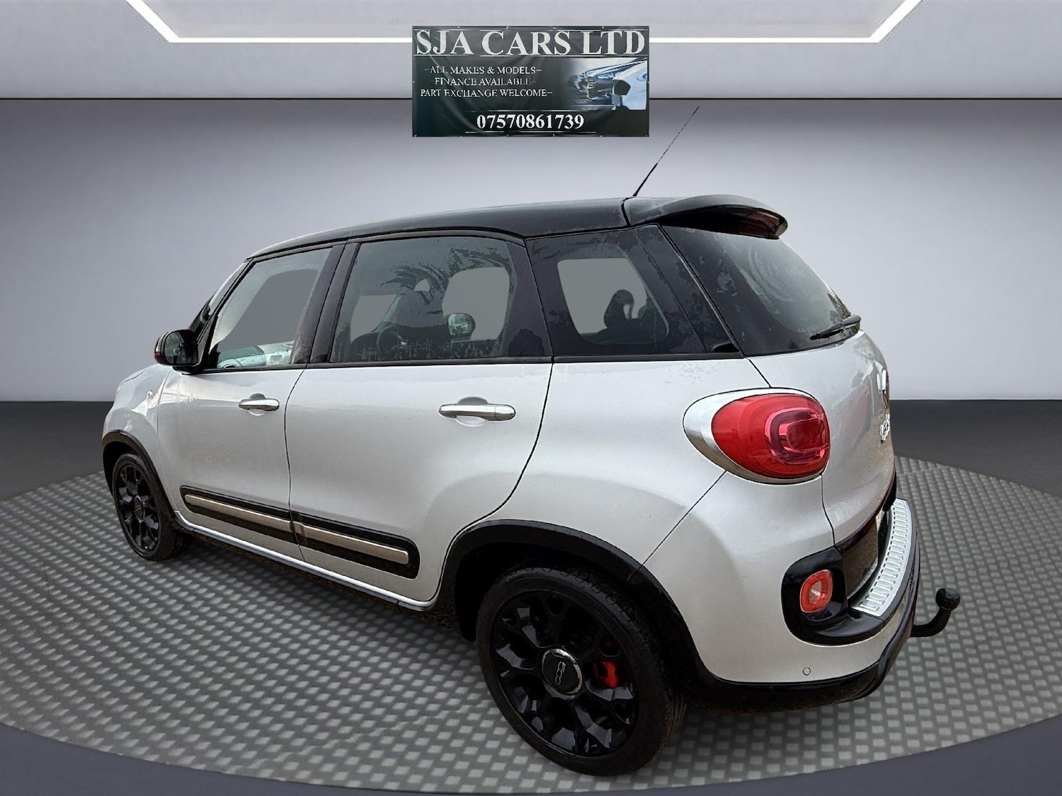 Used Fiat 500L 2015 for sale - 77399245: Photo 5