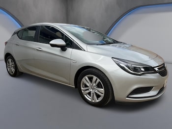 Used Vauxhall Astra 2017 for sale - 79395092: Photo