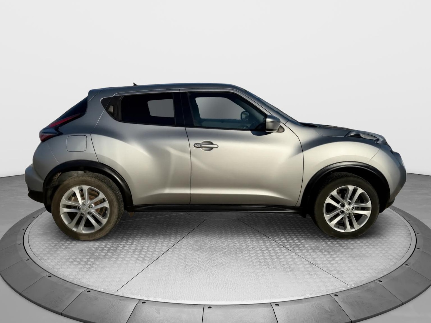 Used Nissan Juke 2014 for sale - 78201983: Photo 8