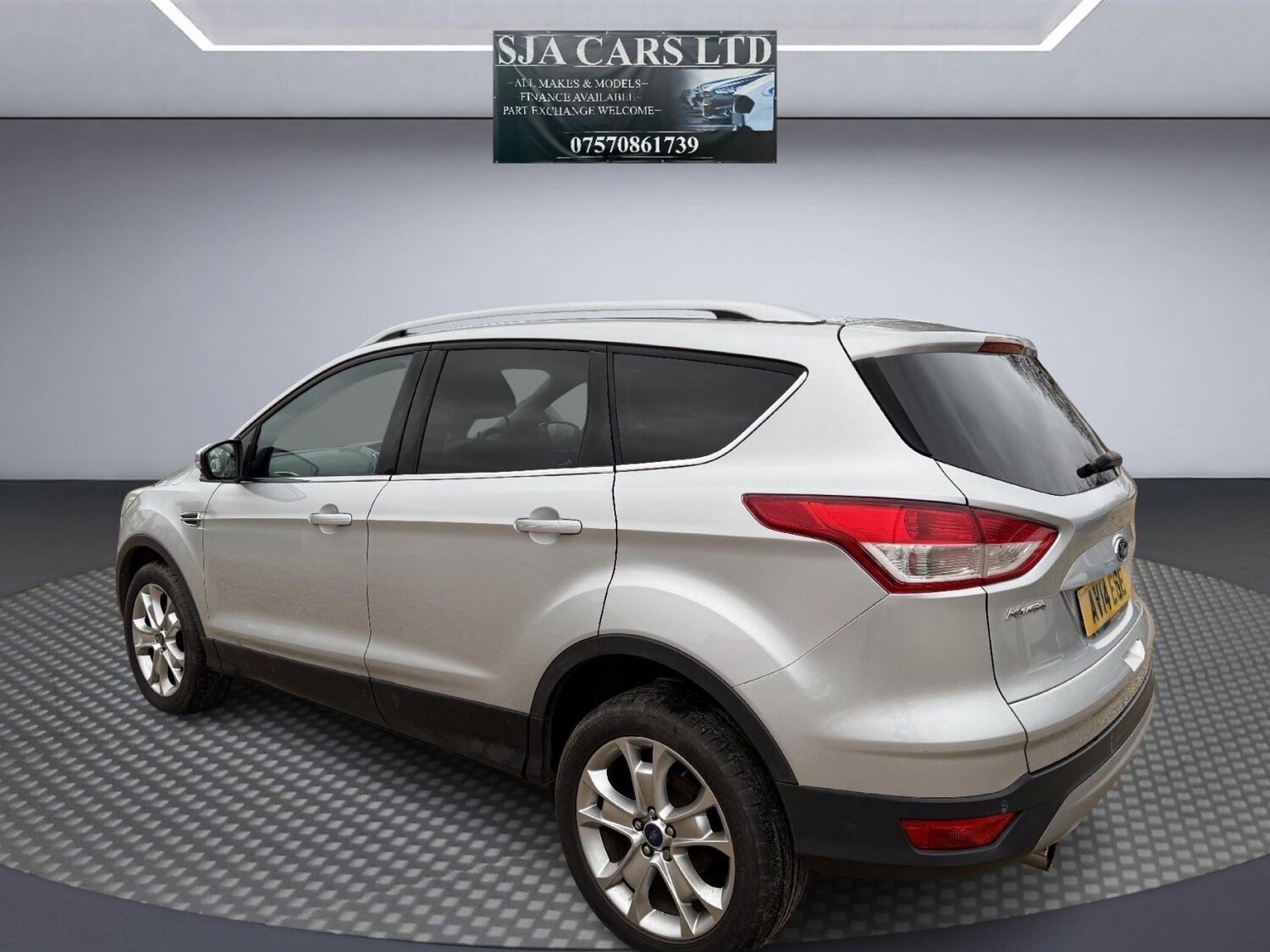 Used Ford Kuga 2014 for sale - 77687747: Photo 5