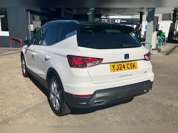 Used SEAT Arona 2024 for sale - 79438697: Photo
