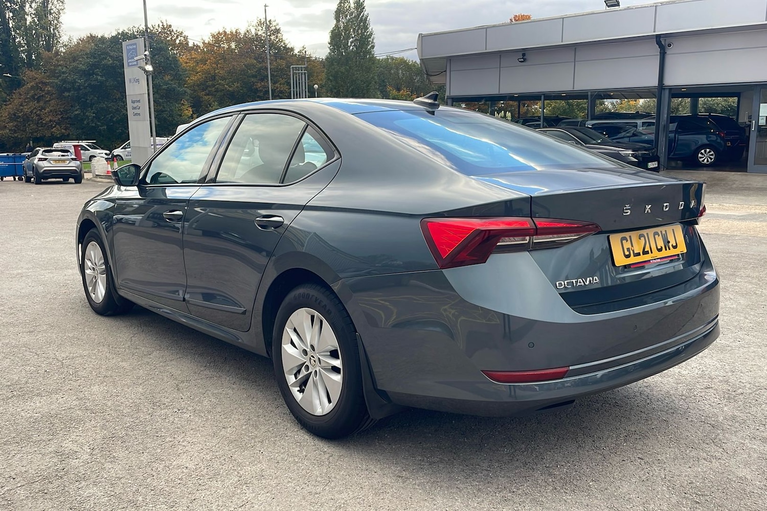 Used Skoda Octavia 2021 for sale - 76313406: Photo 2