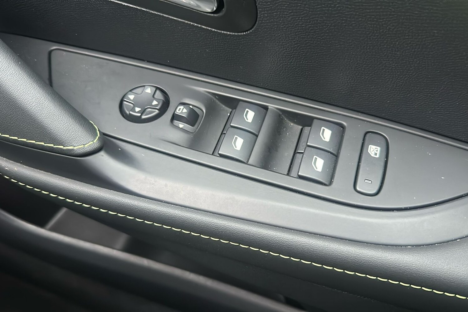 Used Peugeot 208 2025 for sale - 78052652: Photo 18