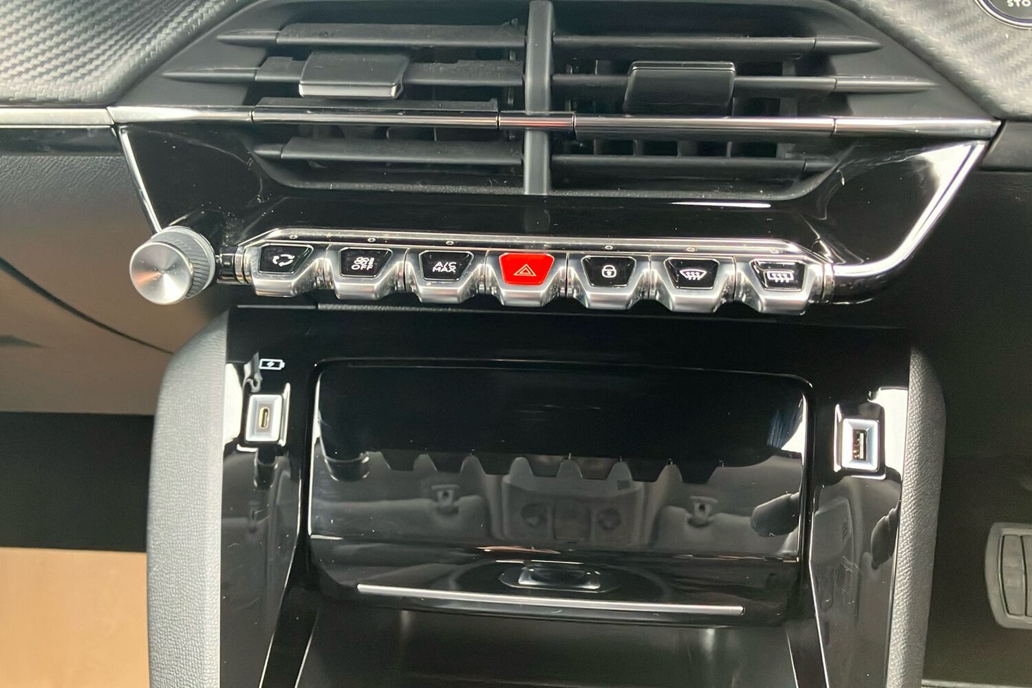 Used Peugeot 2008 2020 for sale - 76310485: Photo 15