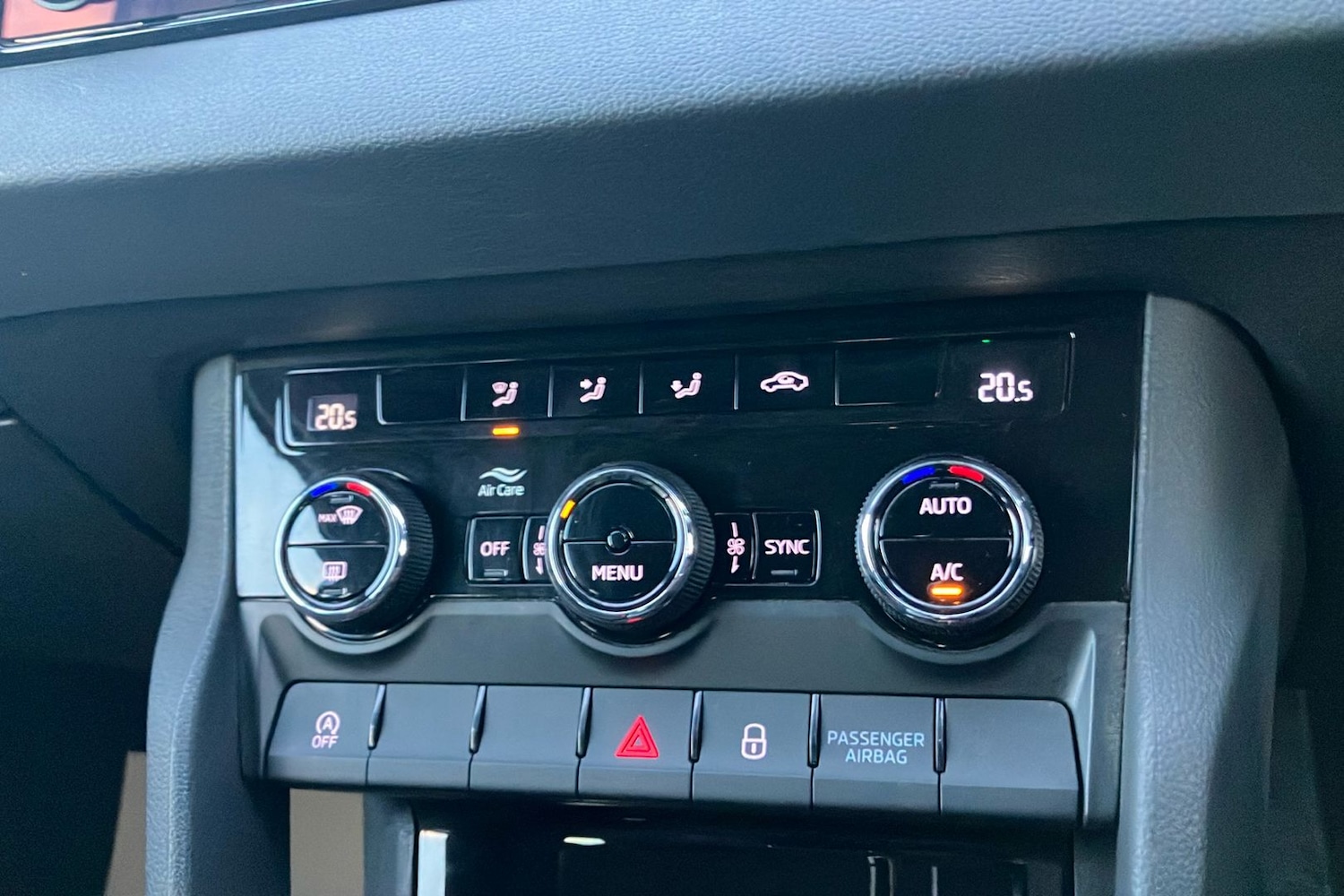 Used Skoda Karoq for sale - 76725495: Photo 15