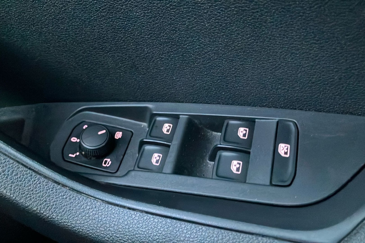 Used Skoda Karoq for sale - 76725495: Photo 18