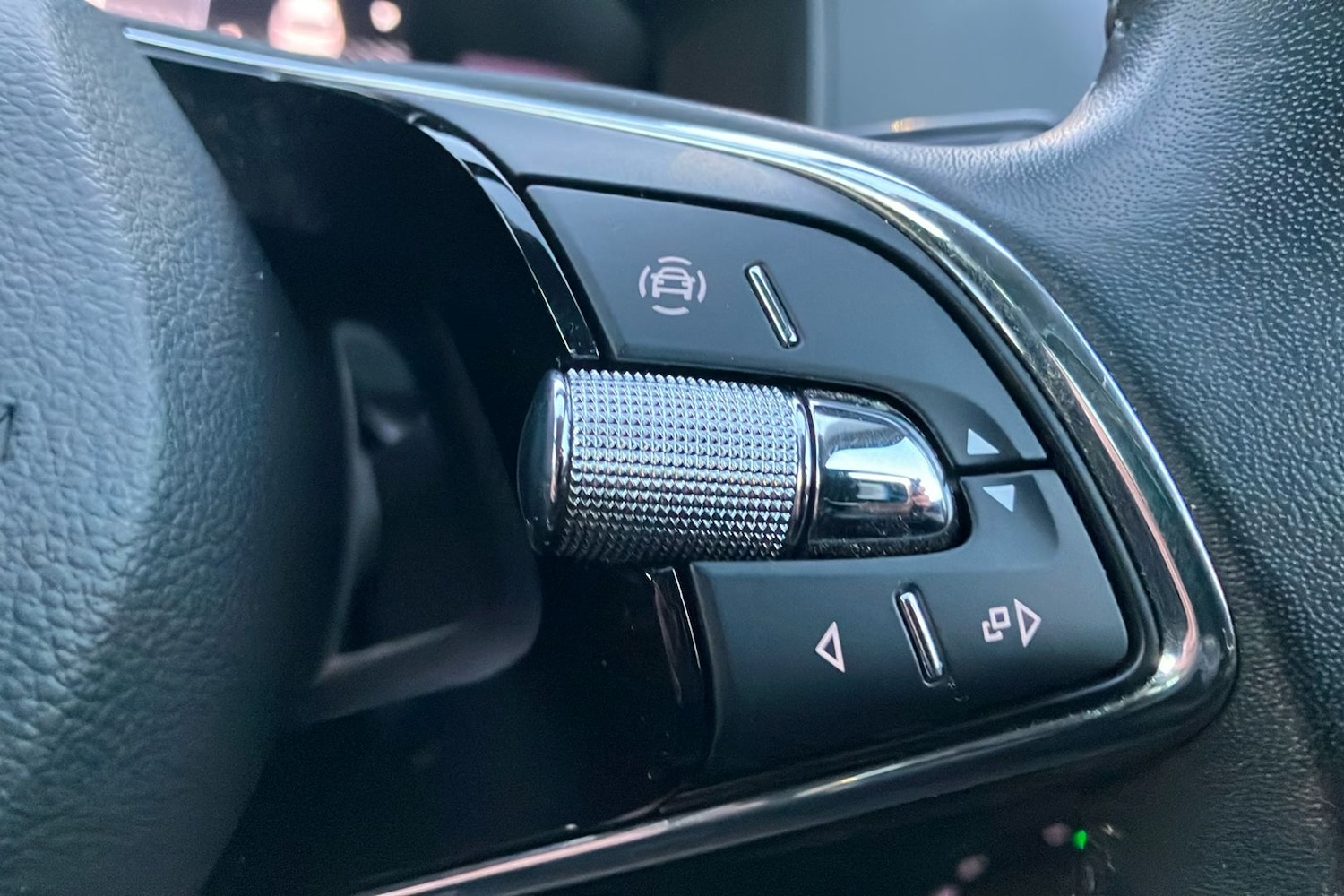 Used Skoda Karoq for sale - 76725495: Photo 37