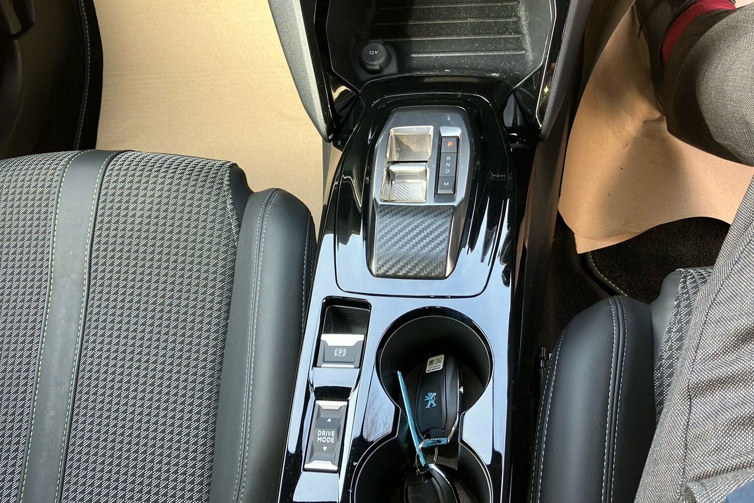 Used Peugeot 2008 2023 for sale - 78052660: Photo 17