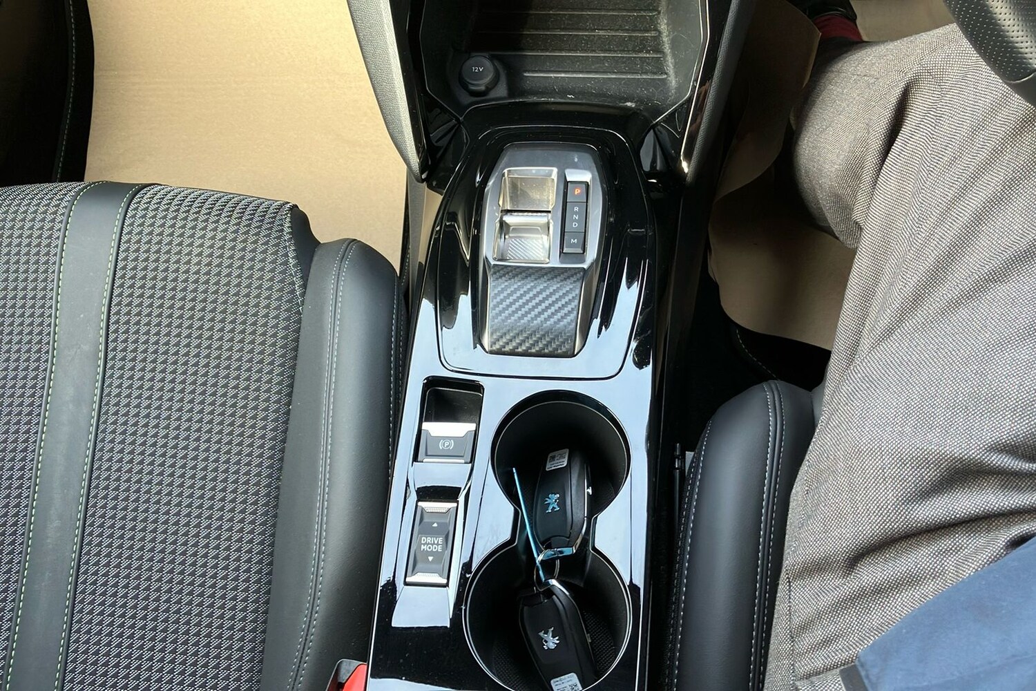 Used Peugeot 2008 2023 for sale - 78052660: Photo 26