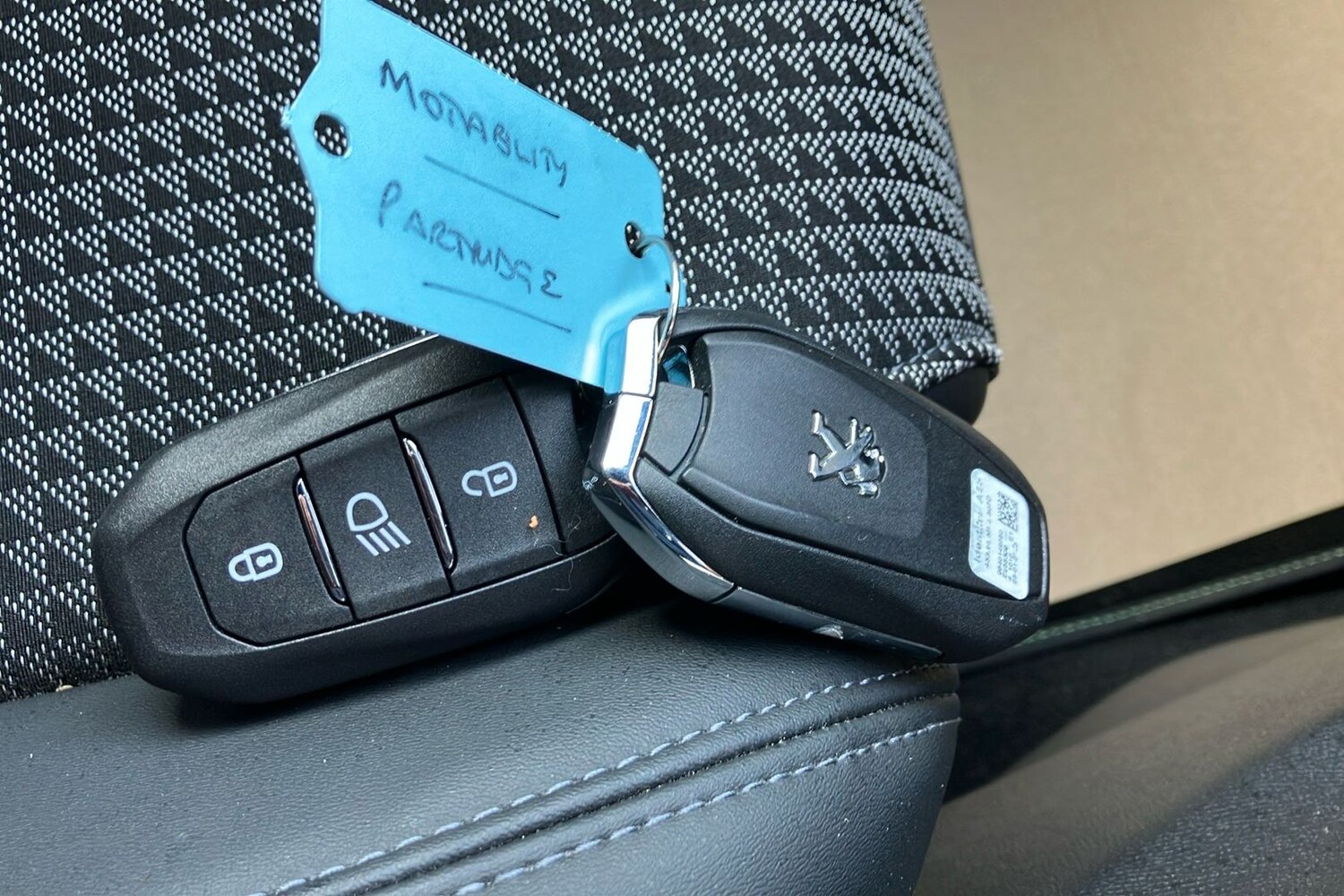 Used Peugeot 2008 2023 for sale - 78052660: Photo 43