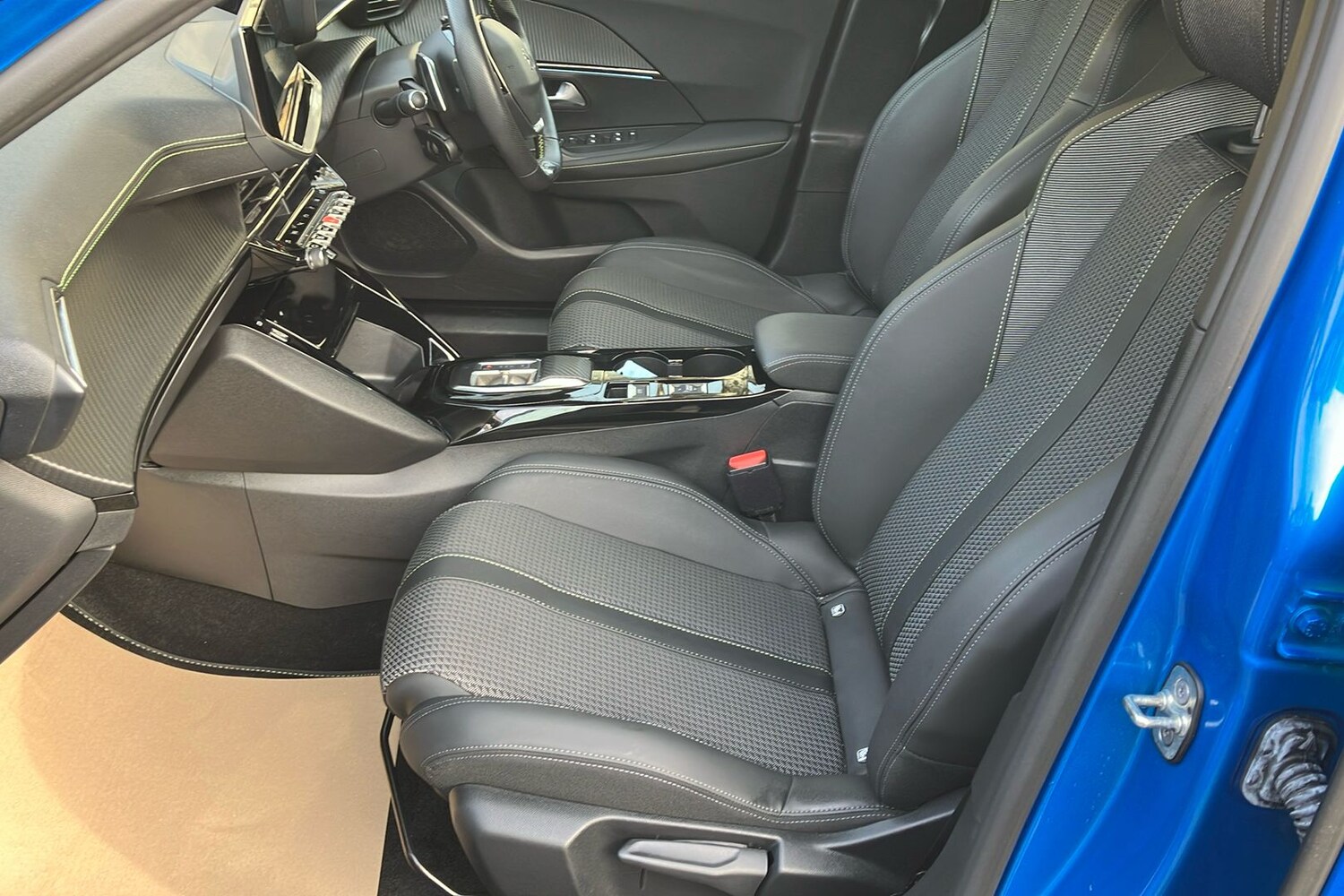 Used Peugeot 2008 2023 for sale - 78052660: Photo 52