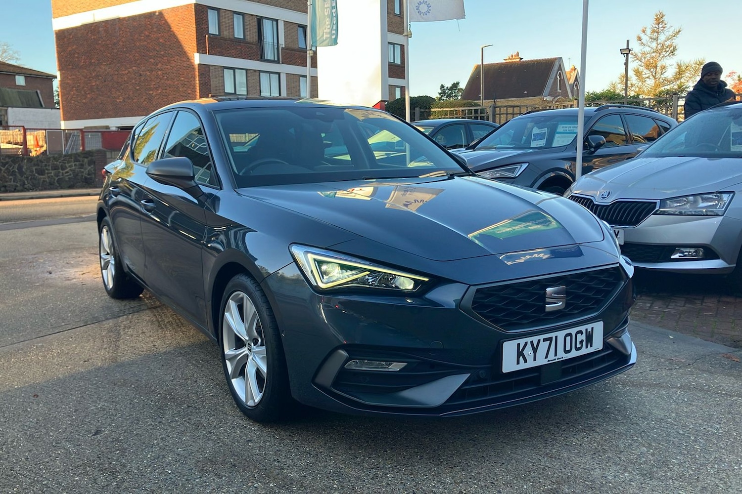 Used SEAT Leon 2021 for sale - 76357301: Photo 1