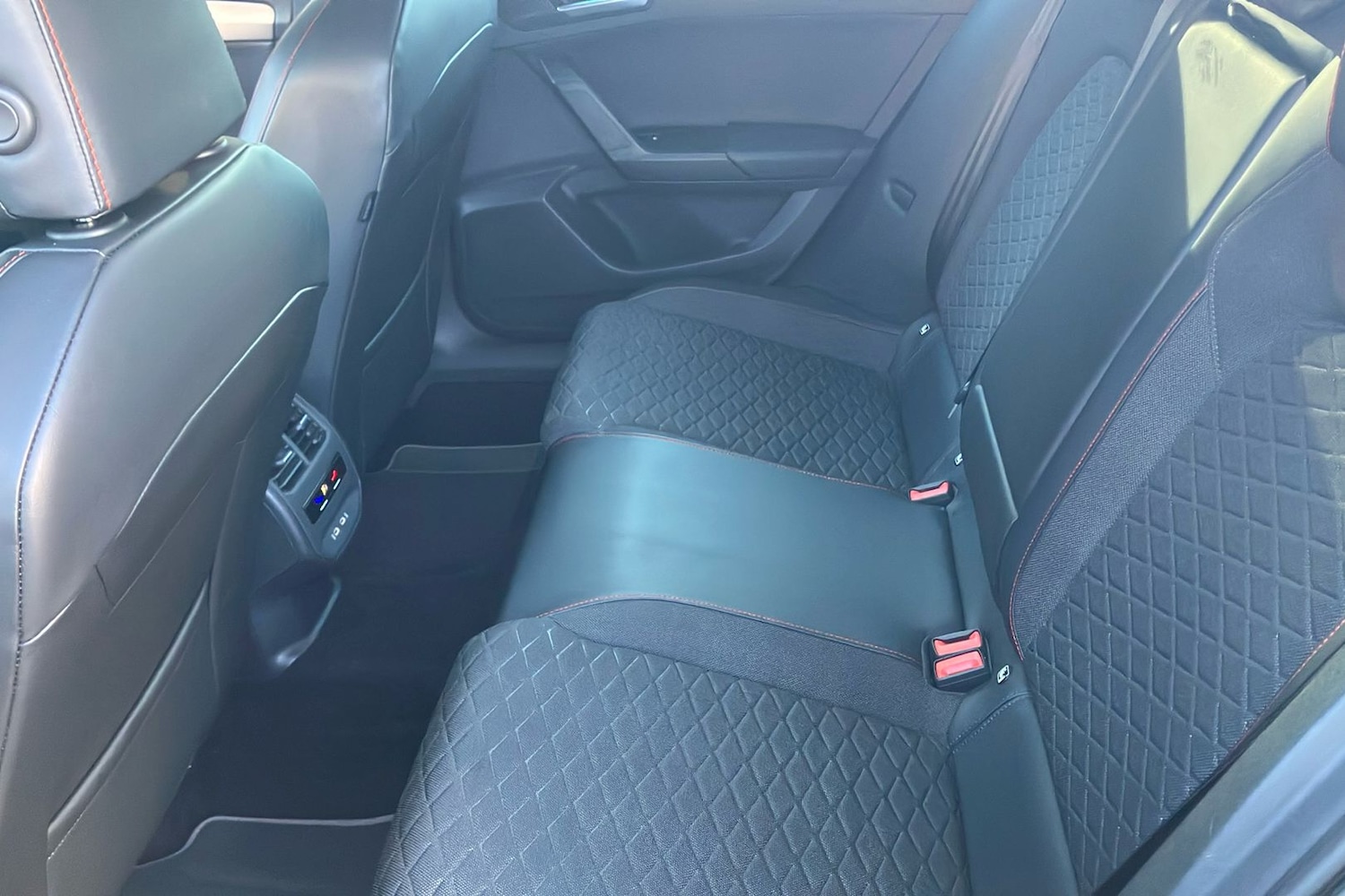 Used SEAT Leon 2021 for sale - 76357301: Photo 5
