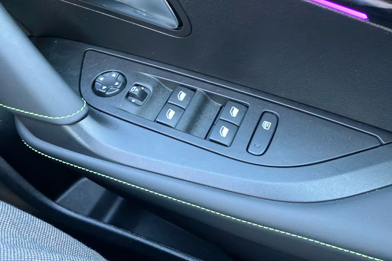 Used Peugeot 2008 2024 for sale - 78052771: Photo 18