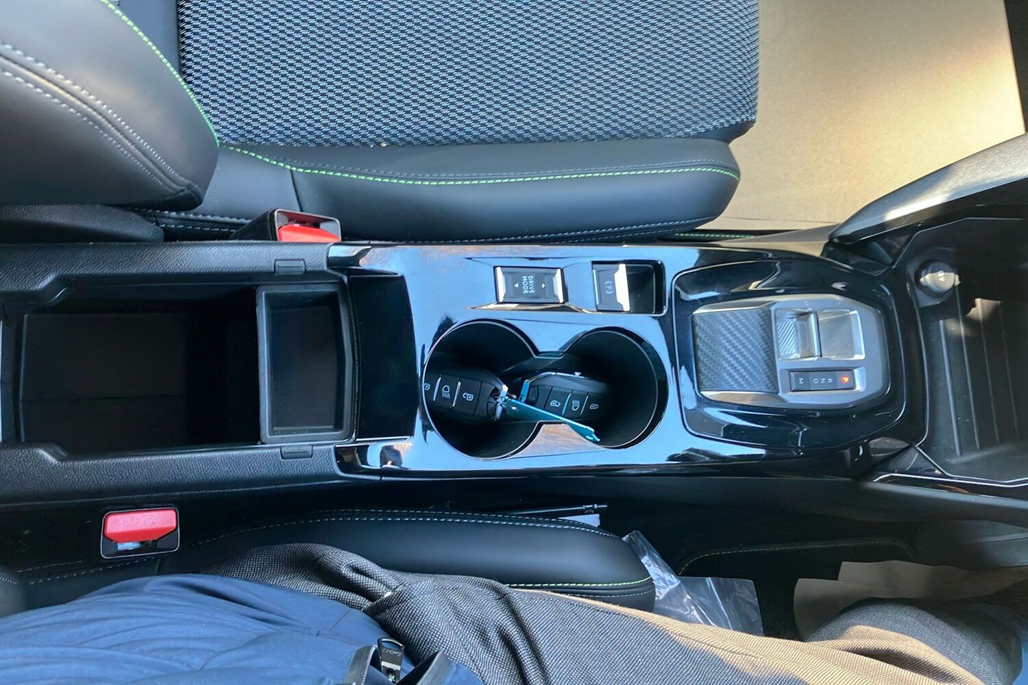 Used Peugeot 2008 2024 for sale - 78052771: Photo 42