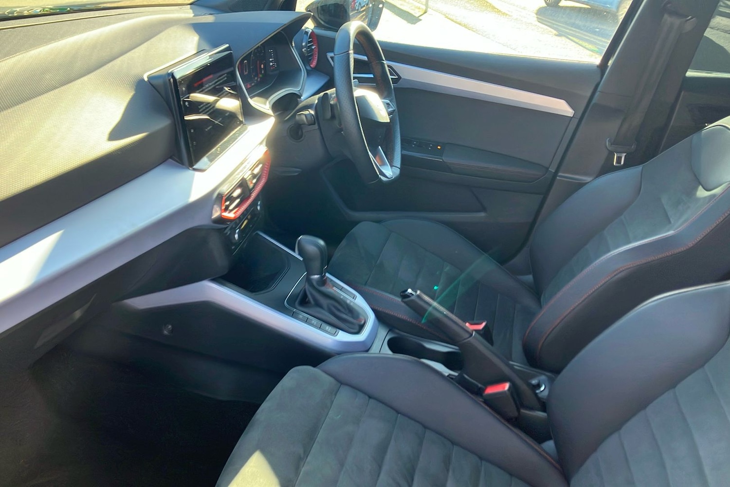 Used SEAT Arona 2025 for sale - 77558460: Photo 3