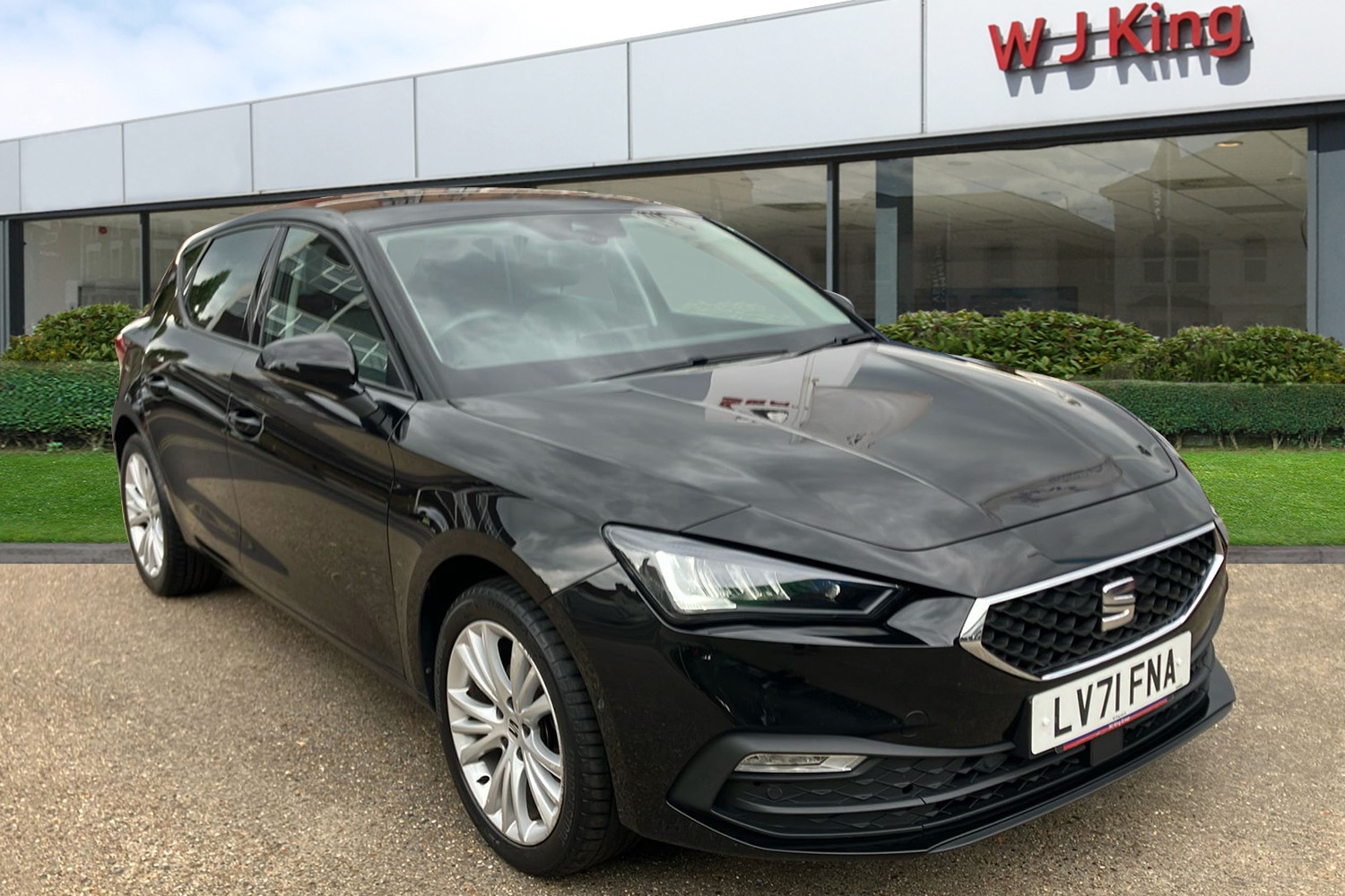 Used SEAT Leon 2021 for sale - 76040408: Photo 1