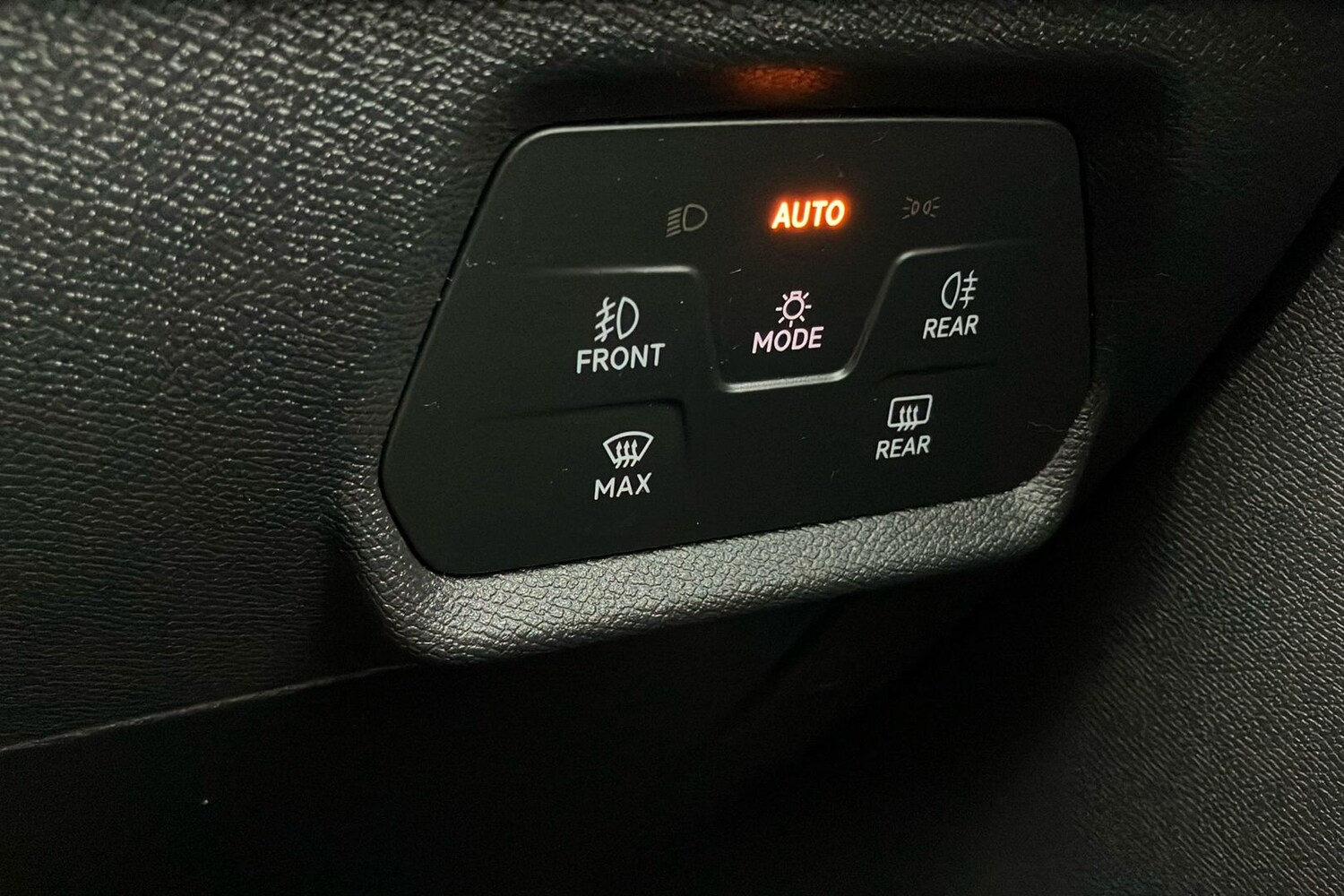 Used SEAT Leon 2021 for sale - 76040408: Photo 21