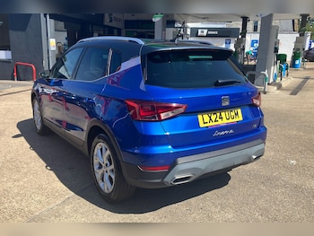 Used SEAT Arona 2024 for sale - 79502827: Photo