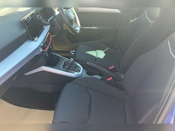 Used SEAT Arona 2024 for sale - 79502827: Photo