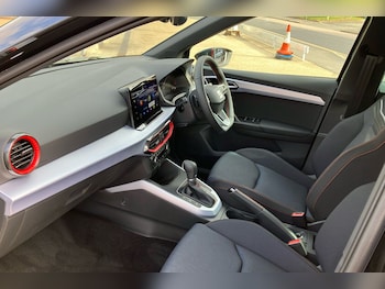 Used SEAT Arona 2025 for sale - 76096504: Photo