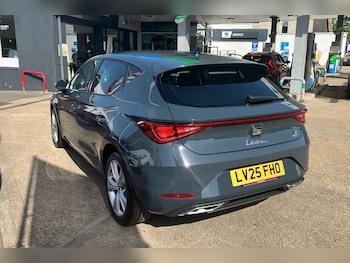 Used SEAT Leon 2025 for sale - 75561140: Photo
