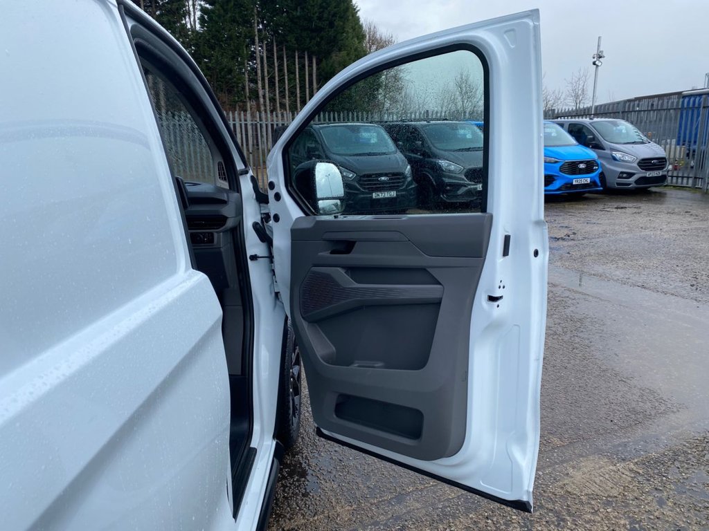 Used Volkswagen Transporter 2025 for sale - 77171695: Photo 17