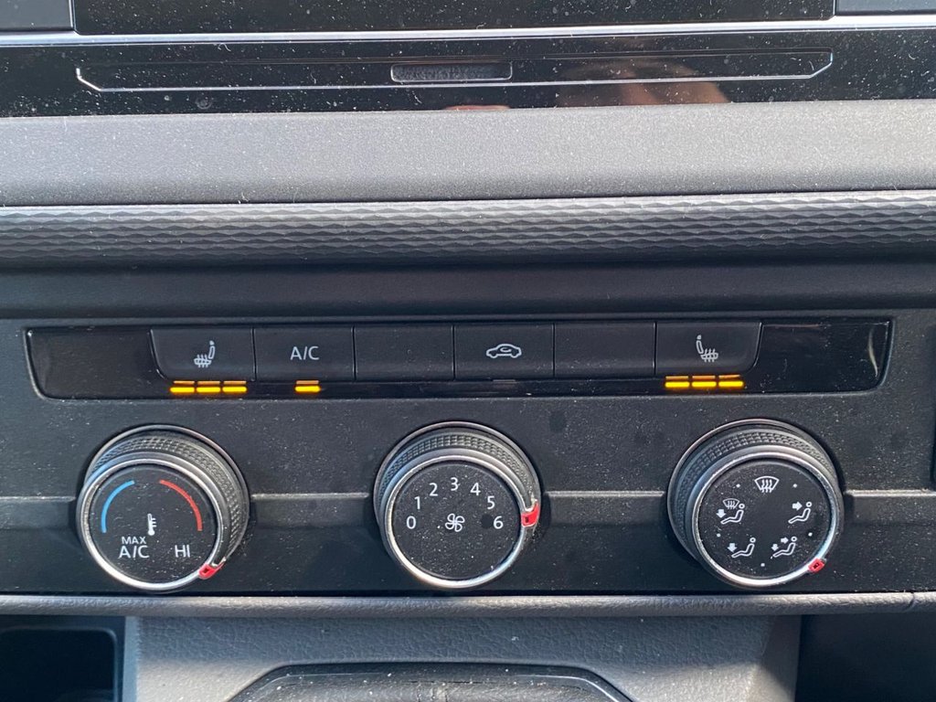 Used Volkswagen Transporter 2021 for sale - 77188270: Photo 11