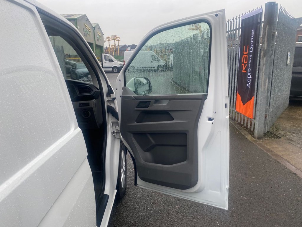 Used Volkswagen Transporter 2022 for sale - 77241552: Photo 24