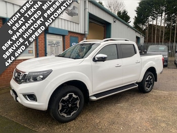 Used Nissan Navara 2021 for sale - 77680426: Photo