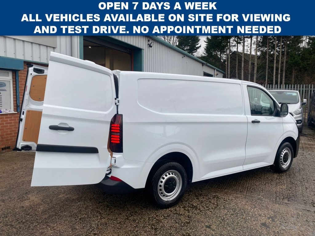 Used Volkswagen Transporter 2025 for sale - 76724644: Photo 6