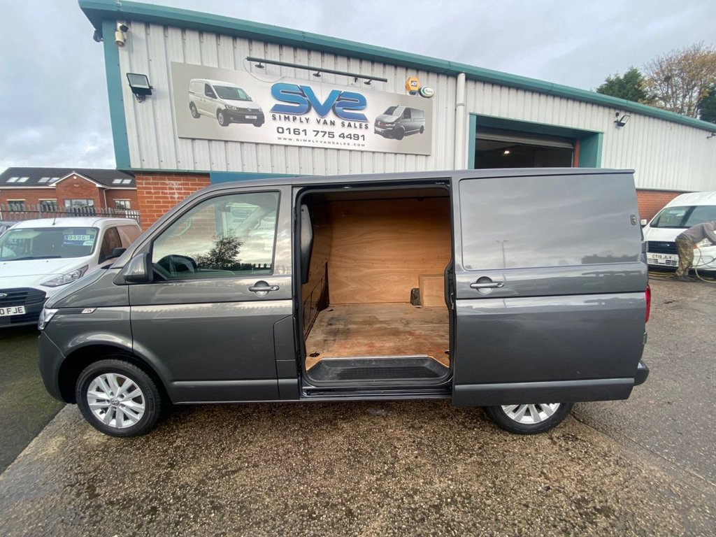 Used Volkswagen Transporter 2021 for sale - 76439340: Photo 10