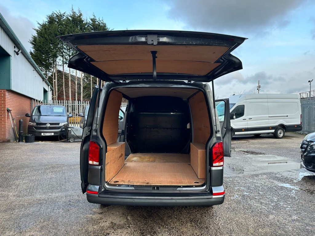 Used Volkswagen Transporter 2021 for sale - 77547137: Photo 17