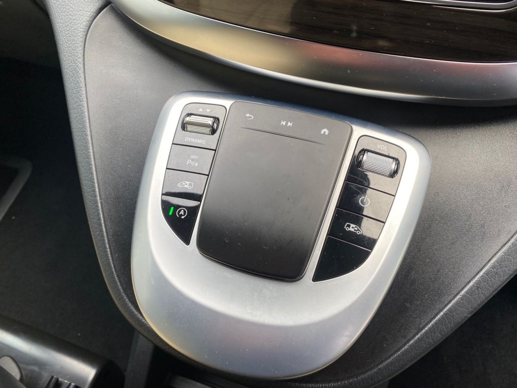 Used Mercedes-Benz V-Class 2022 for sale - 76590754: Photo 25