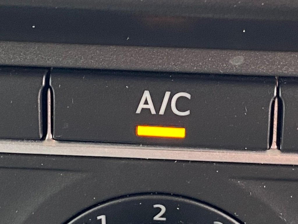 Used Volkswagen Transporter 2017 for sale - 76985942: Photo 14