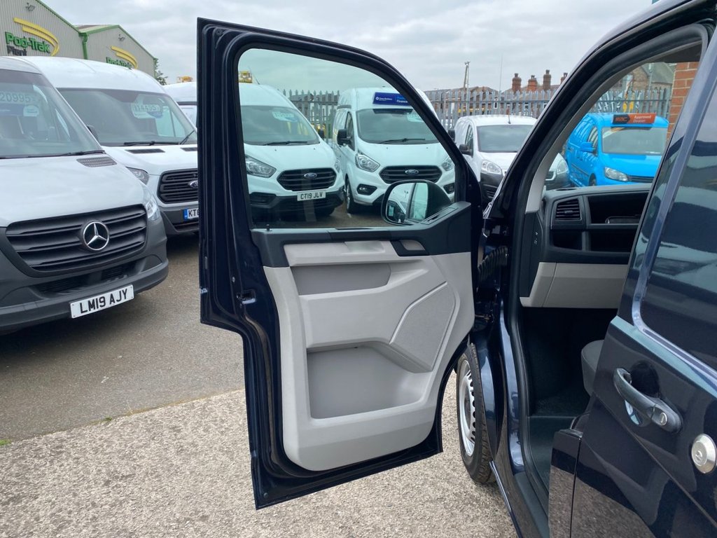 Used Volkswagen Transporter 2017 for sale - 76985942: Photo 23