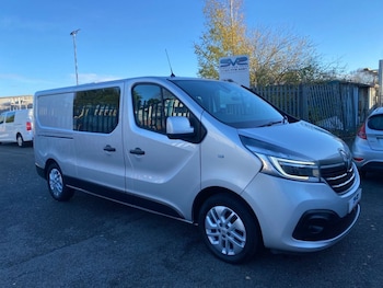 Renault Trafic feature image