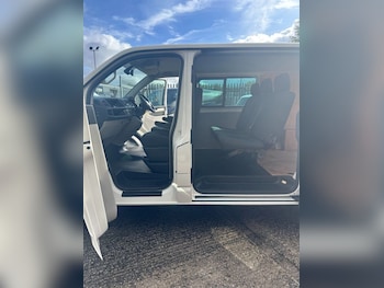 Used Volkswagen Transporter 2019 for sale - 75974600: Photo