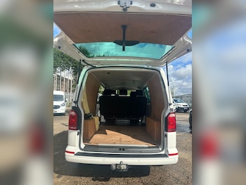 Used Volkswagen Transporter 2019 for sale - 75974600: Photo