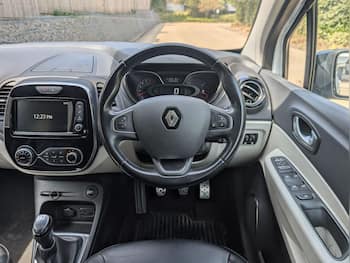 Used Renault Captur 2019 for sale - 79807275: Photo