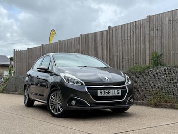 Used Peugeot 208 2018 for sale - 79807276: Photo
