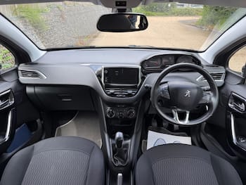 Used Peugeot 208 2018 for sale - 79807276: Photo