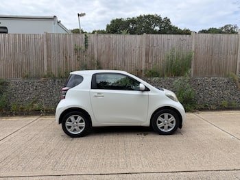 Used Toyota IQ 2009 for sale - 79807273: Photo
