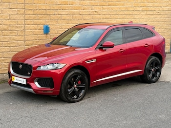 Used Jaguar F-Pace 2016 for sale - 78934220: Photo