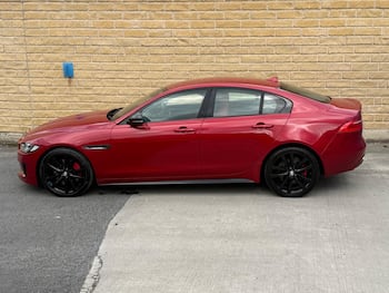 Used Jaguar XE 2015 for sale - 79750764: Photo