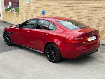 Used Jaguar XE 2015 for sale - 79750764: Photo