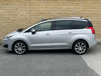 Used Peugeot 5008 2016 for sale - 79248404: Photo