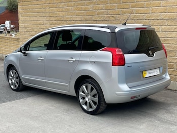 Used Peugeot 5008 2016 for sale - 79248404: Photo