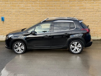 Used Peugeot 2008 2019 for sale - 78934001: Photo